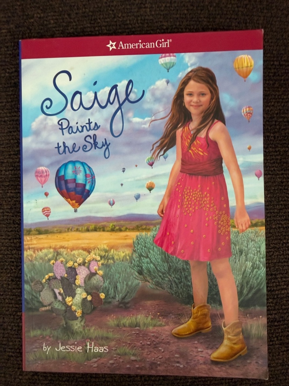 American Girl Book - Saige Paints the Sky